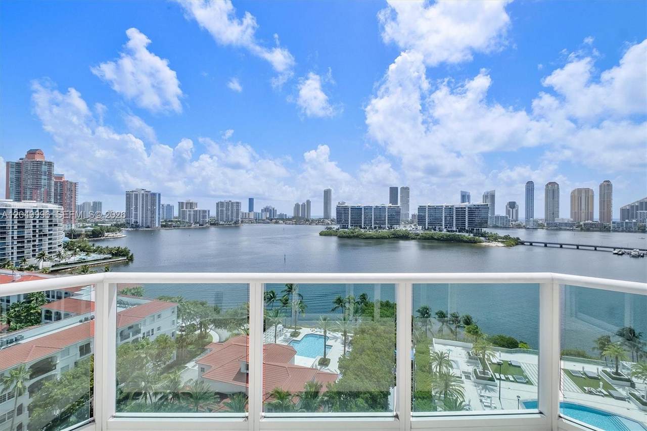 https://bt-photos.global.ssl.fastly.net/miami/1280_boomver_1_A12049996-2.jpg