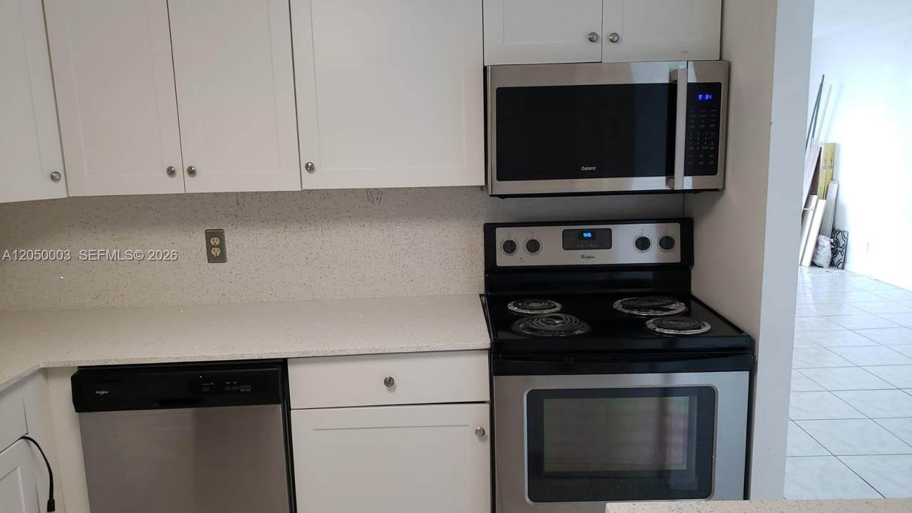 https://bt-photos.global.ssl.fastly.net/miami/1280_boomver_1_A12050003-2.jpg