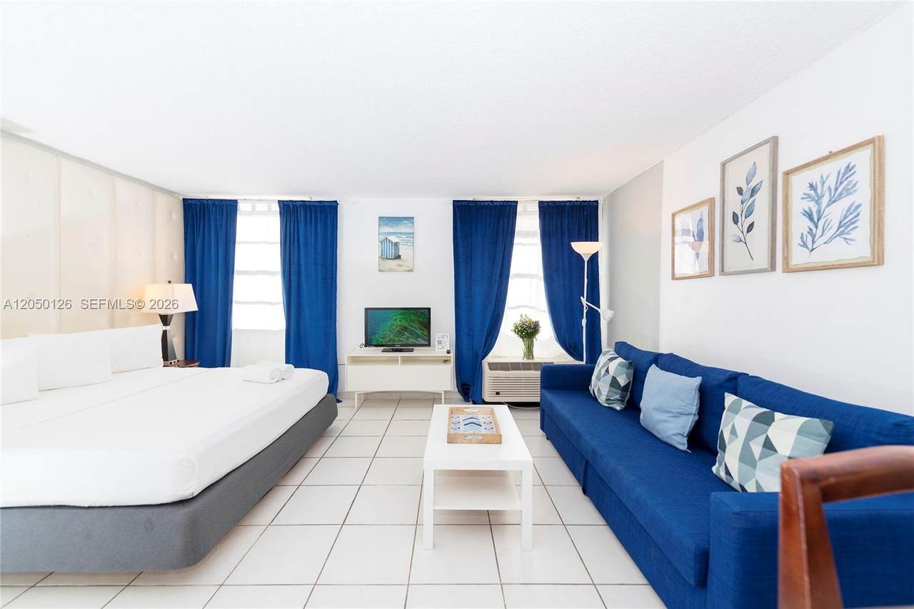 710 Washington Ave - Photo 1