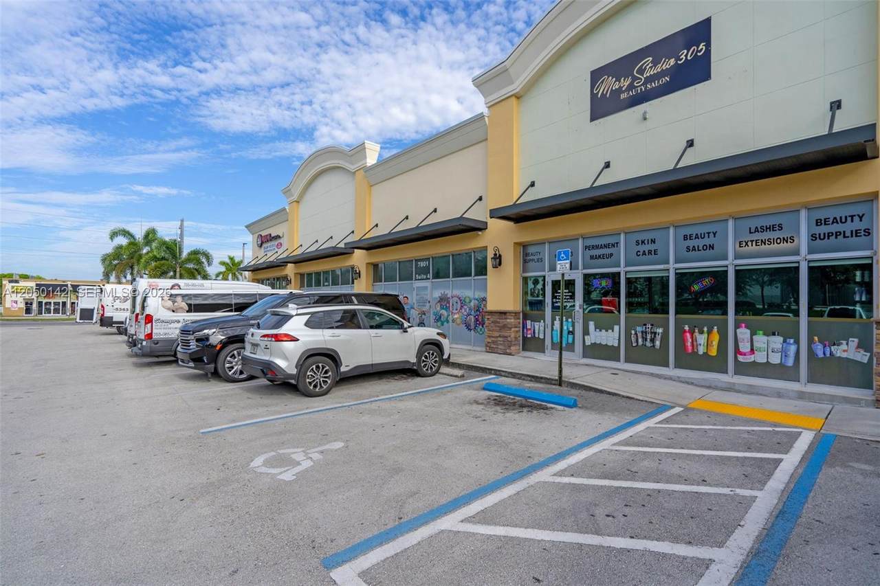 https://bt-photos.global.ssl.fastly.net/miami/1280_boomver_1_A12050142-2.jpg