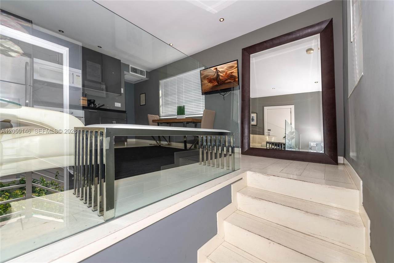 550 Michigan Ave - Photo 1
