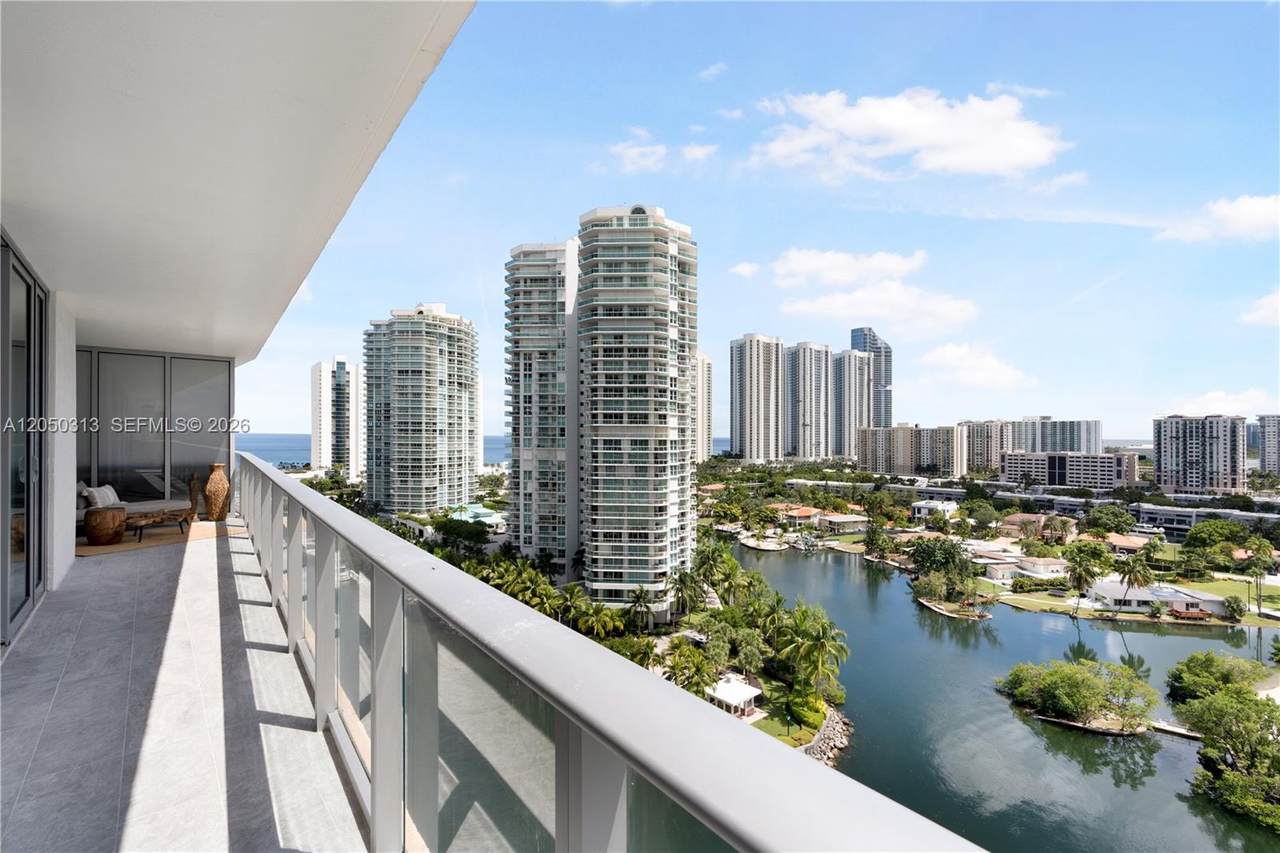 https://bt-photos.global.ssl.fastly.net/miami/1280_boomver_1_A12050313-2.jpg