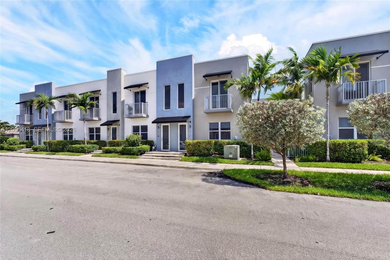 https://bt-photos.global.ssl.fastly.net/miami/1280_boomver_1_A12050418-2.jpg