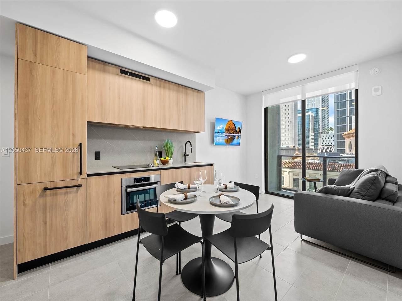 121 5th St - Photo 1
