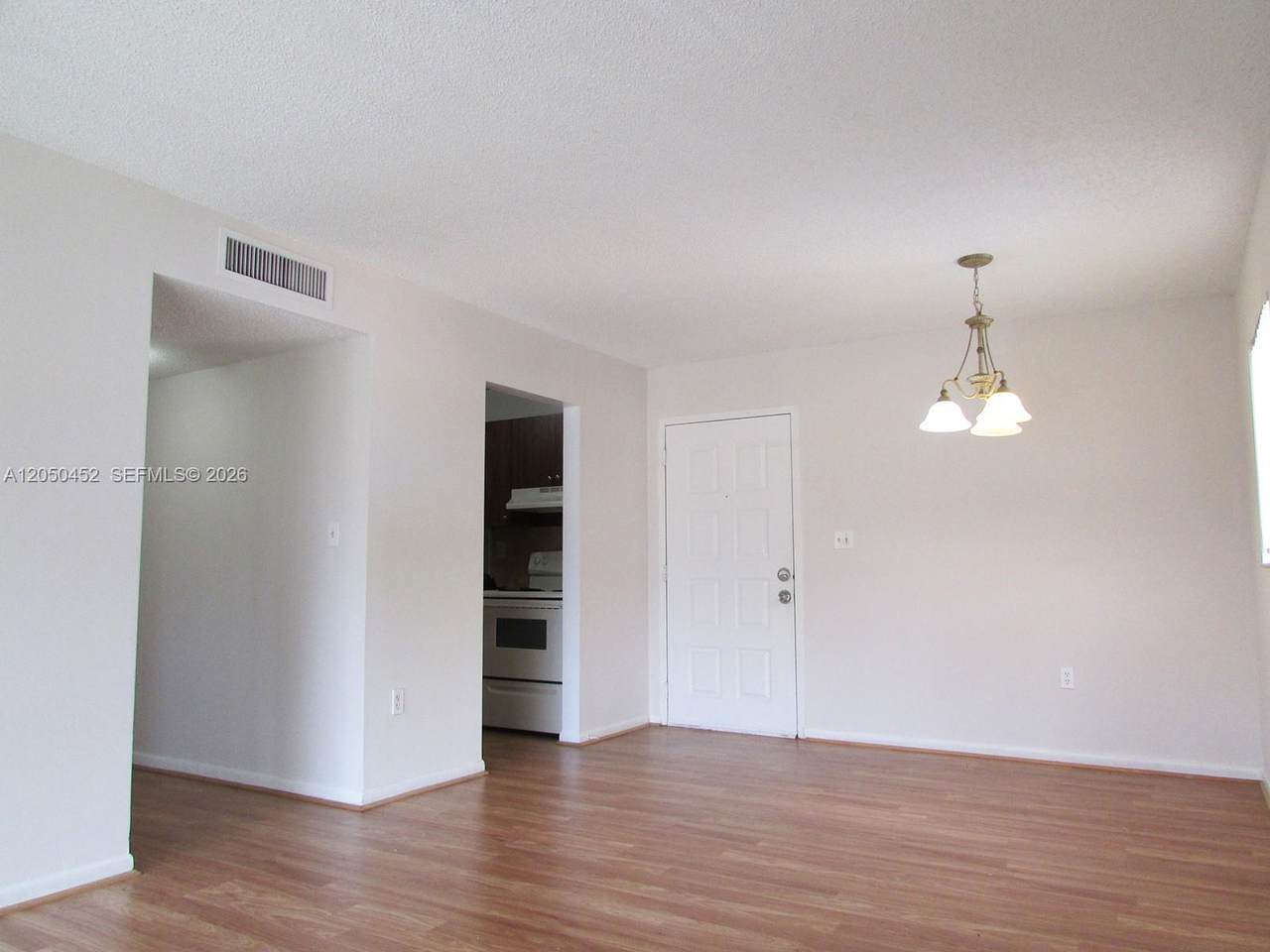 https://bt-photos.global.ssl.fastly.net/miami/1280_boomver_1_A12050452-2.jpg