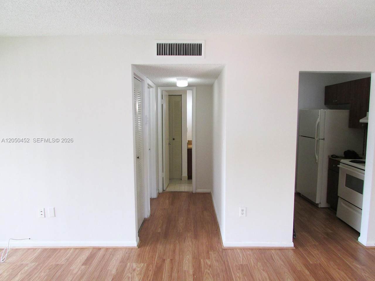 https://bt-photos.global.ssl.fastly.net/miami/1280_boomver_1_A12050452-2.jpg
