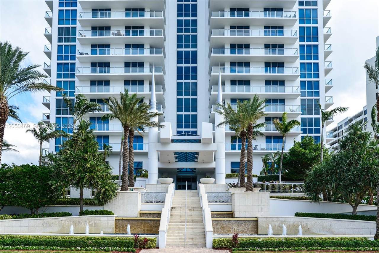 3101 Ocean Dr - Photo 1
