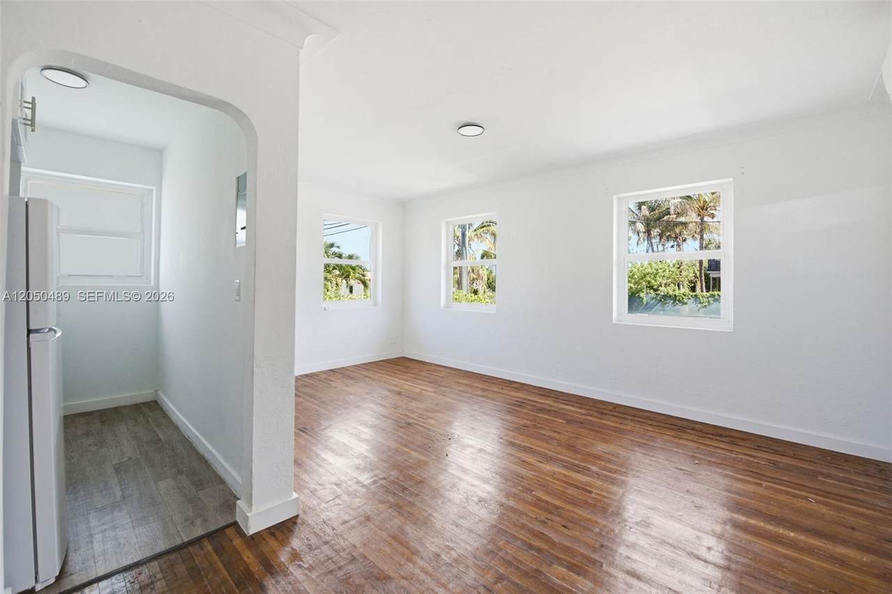 https://bt-photos.global.ssl.fastly.net/miami/1280_boomver_1_A12050489-2.jpg