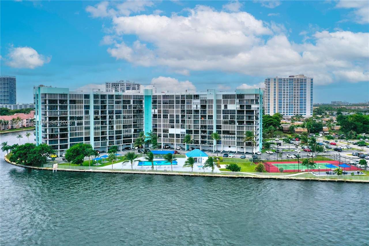 https://bt-photos.global.ssl.fastly.net/miami/1280_boomver_1_A12050490-2.jpg