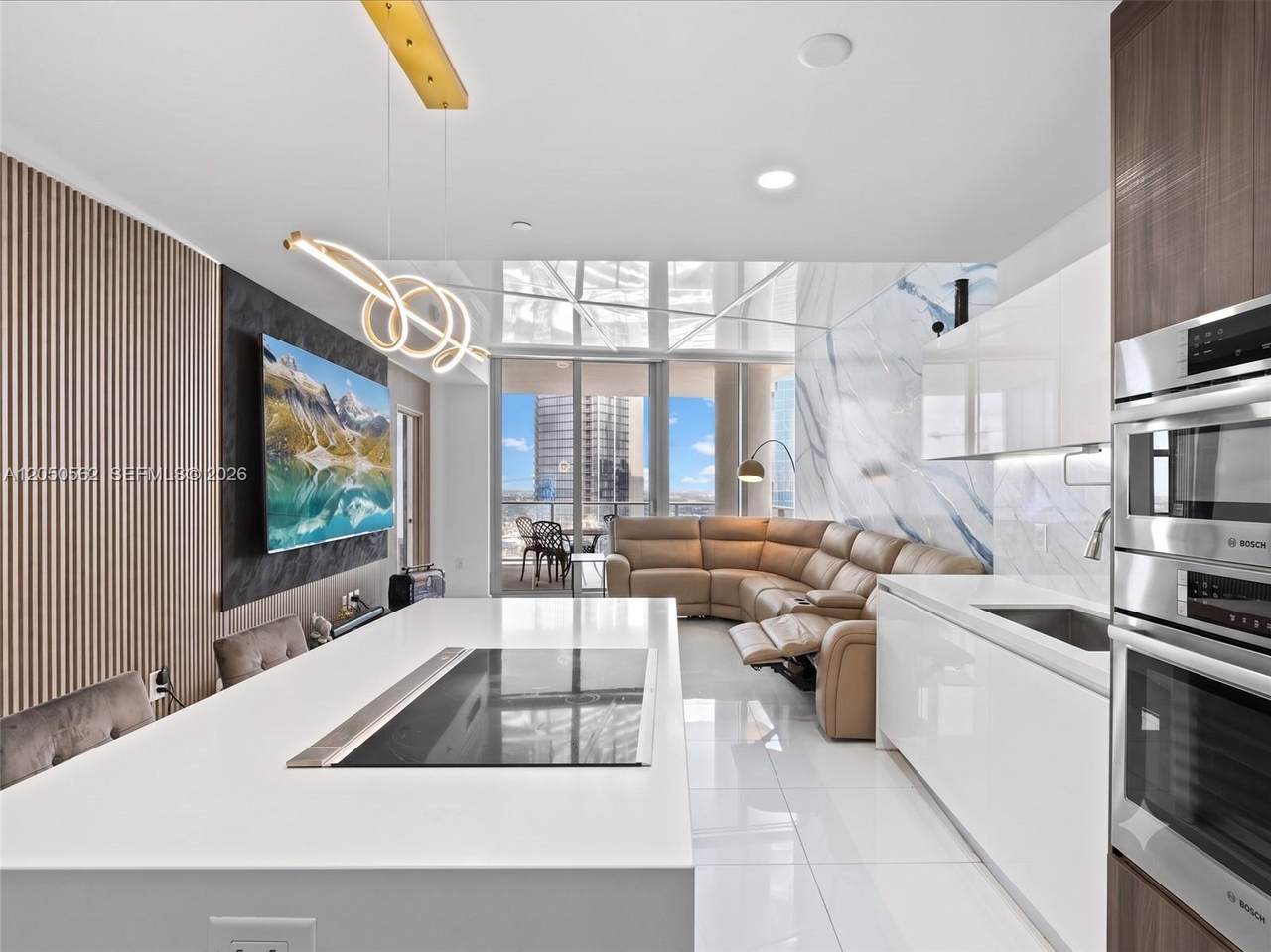 https://bt-photos.global.ssl.fastly.net/miami/1280_boomver_1_A12050562-2.jpg