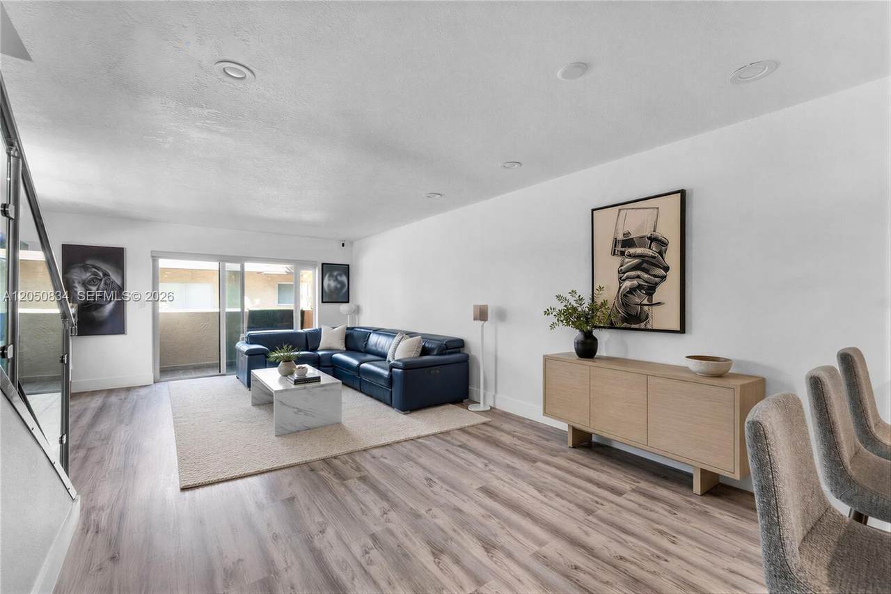 9958 88th St - Photo 1