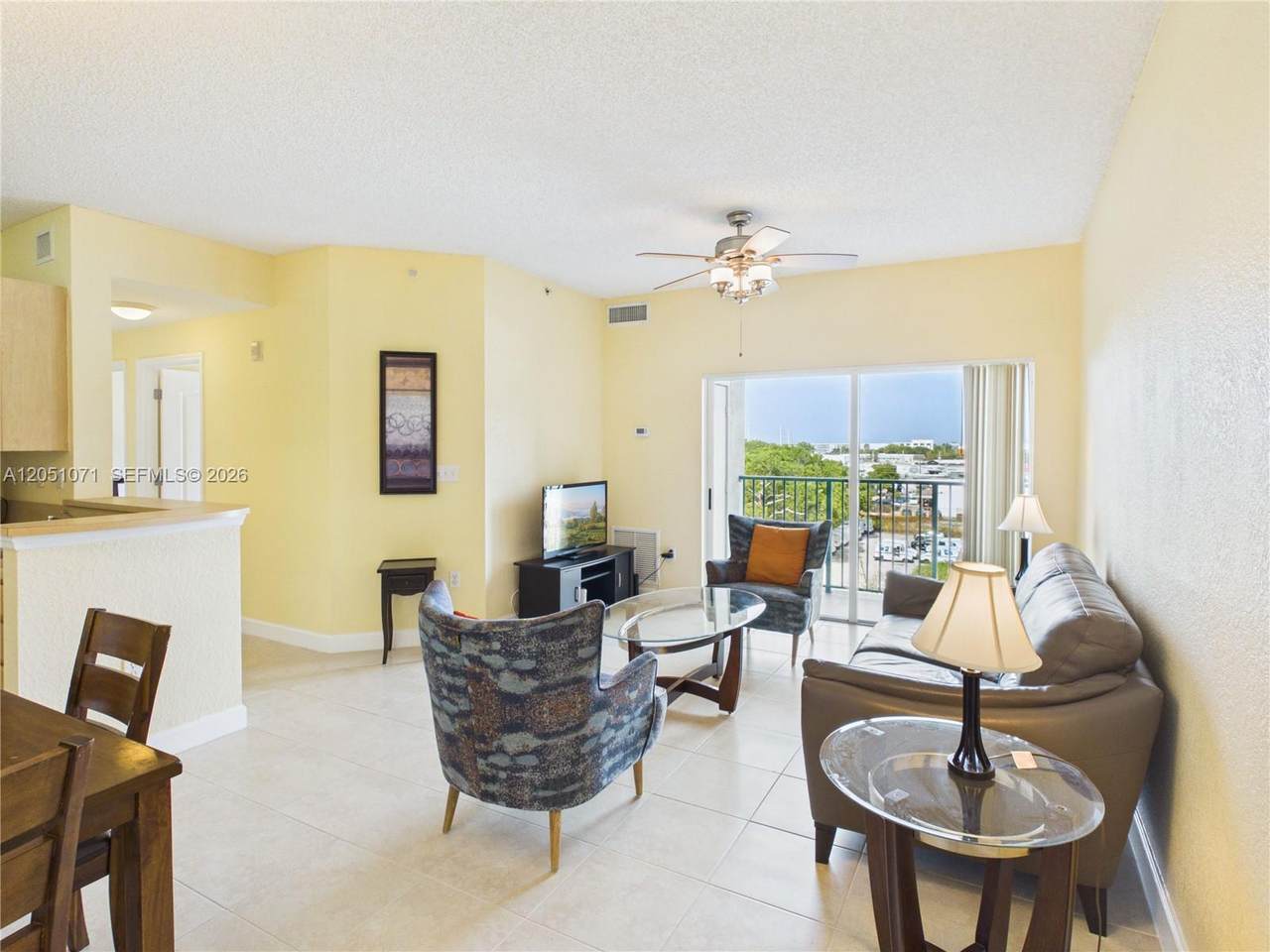 https://bt-photos.global.ssl.fastly.net/miami/1280_boomver_1_A12051071-2.jpg