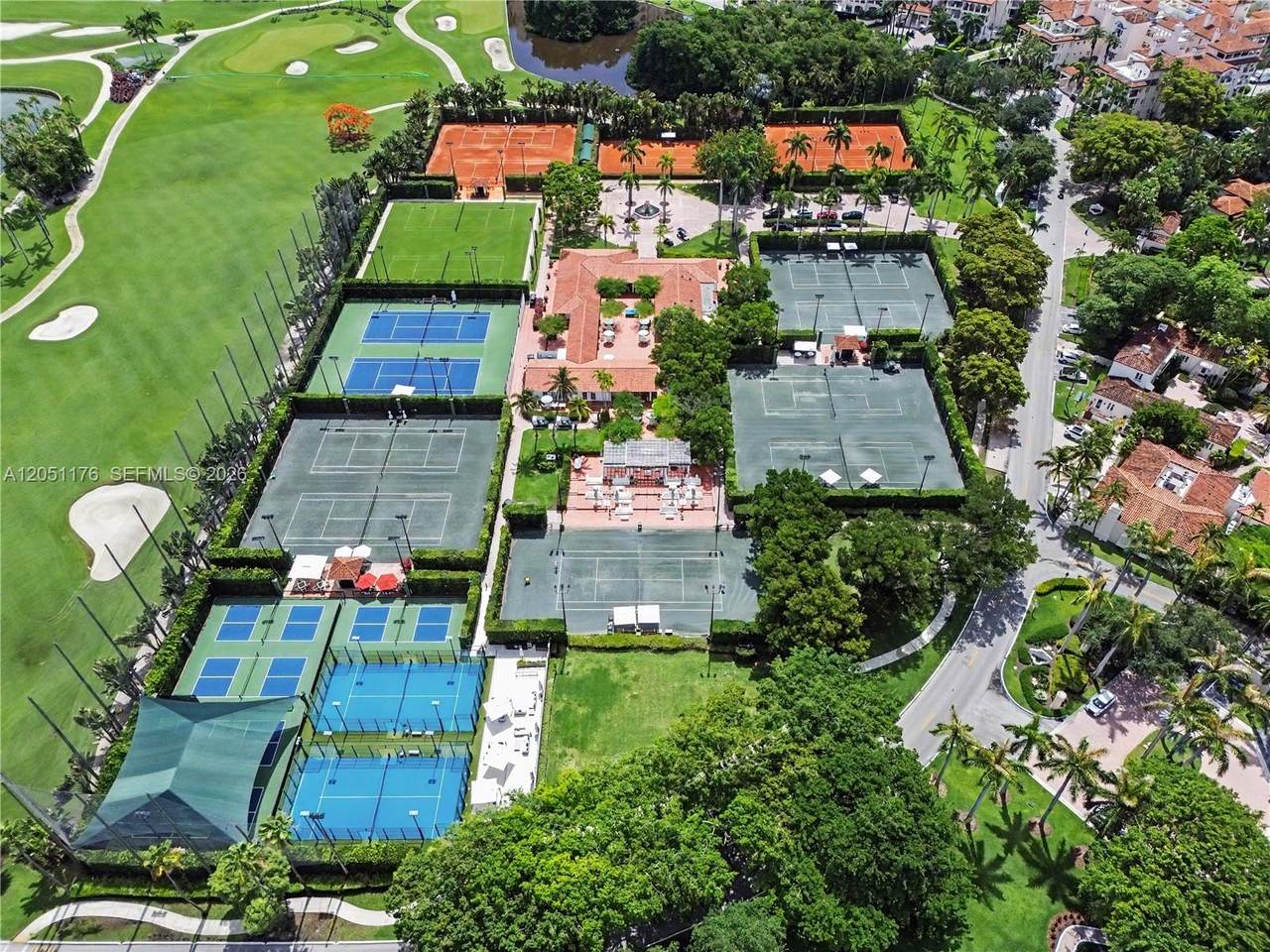 https://bt-photos.global.ssl.fastly.net/miami/1280_boomver_1_A12051176-2.jpg