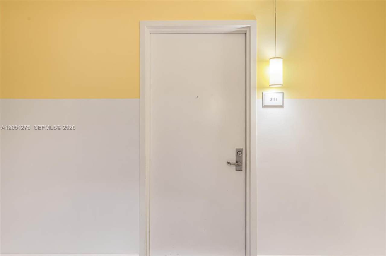 https://bt-photos.global.ssl.fastly.net/miami/1280_boomver_1_A12051275-2.jpg