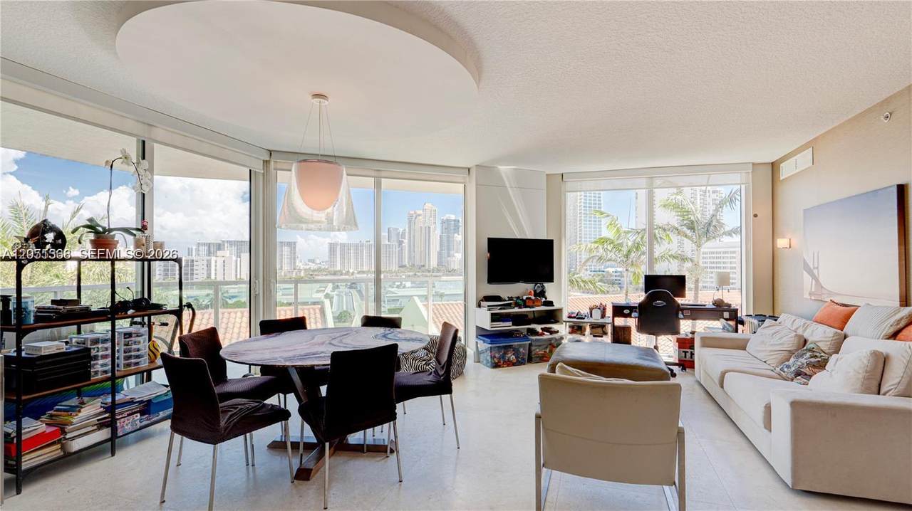 https://bt-photos.global.ssl.fastly.net/miami/1280_boomver_1_A12051368-2.jpg