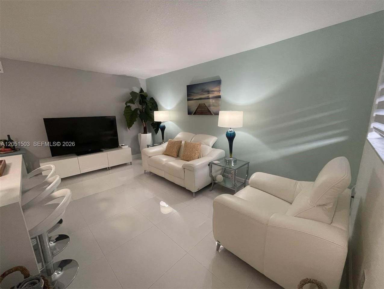 https://bt-photos.global.ssl.fastly.net/miami/1280_boomver_1_A12051503-2.jpg