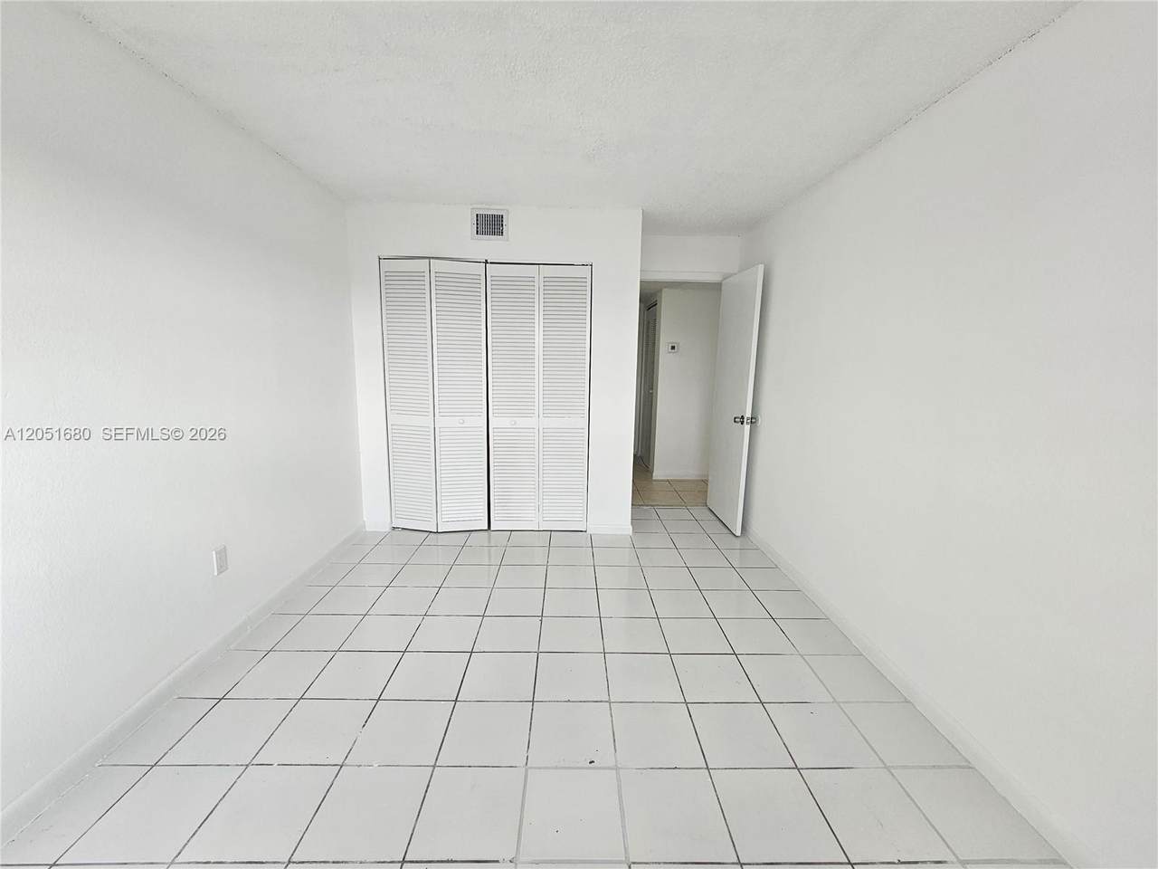 https://bt-photos.global.ssl.fastly.net/miami/1280_boomver_1_A12051680-2.jpg