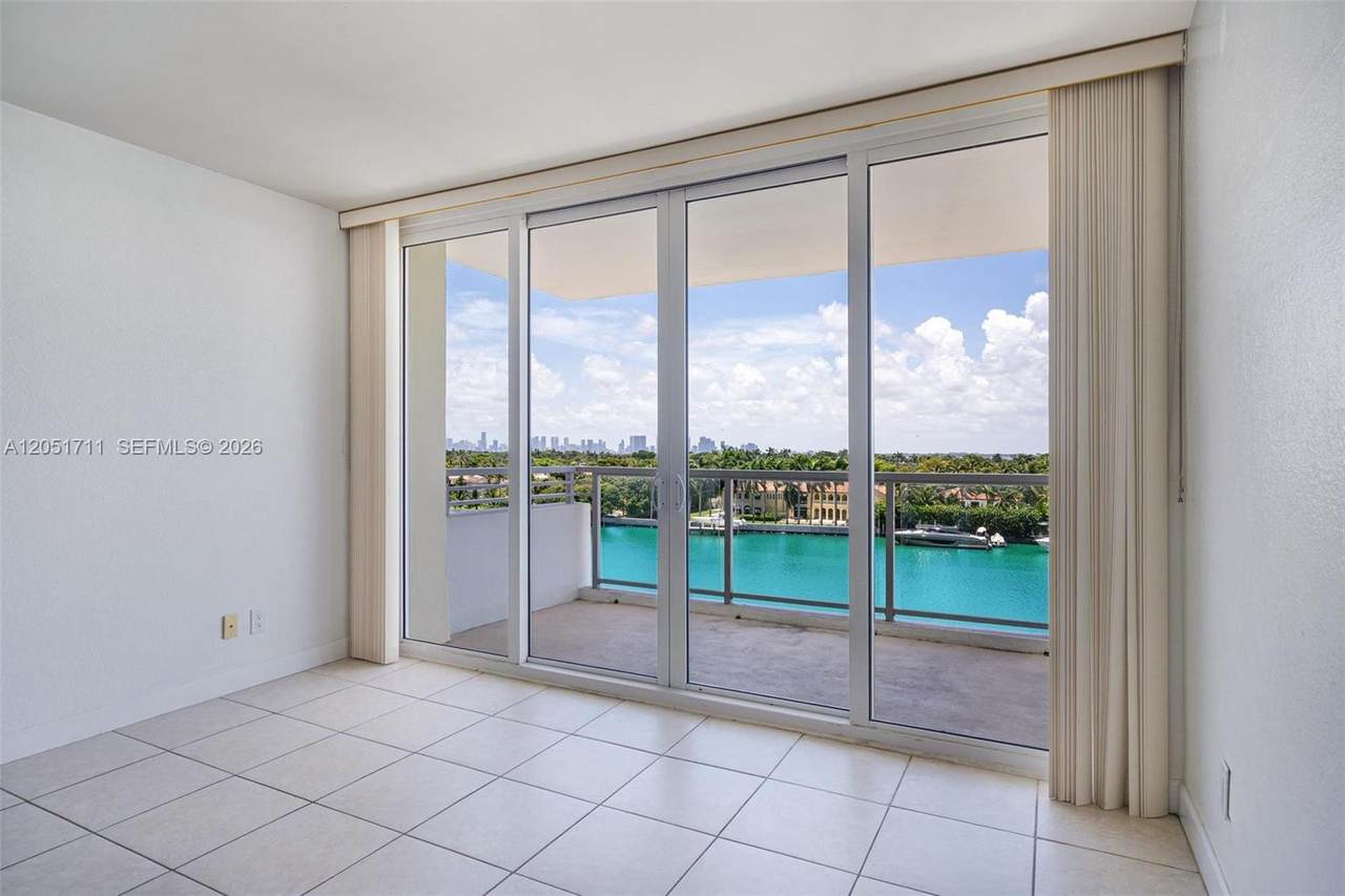 https://bt-photos.global.ssl.fastly.net/miami/1280_boomver_1_A12051711-2.jpg