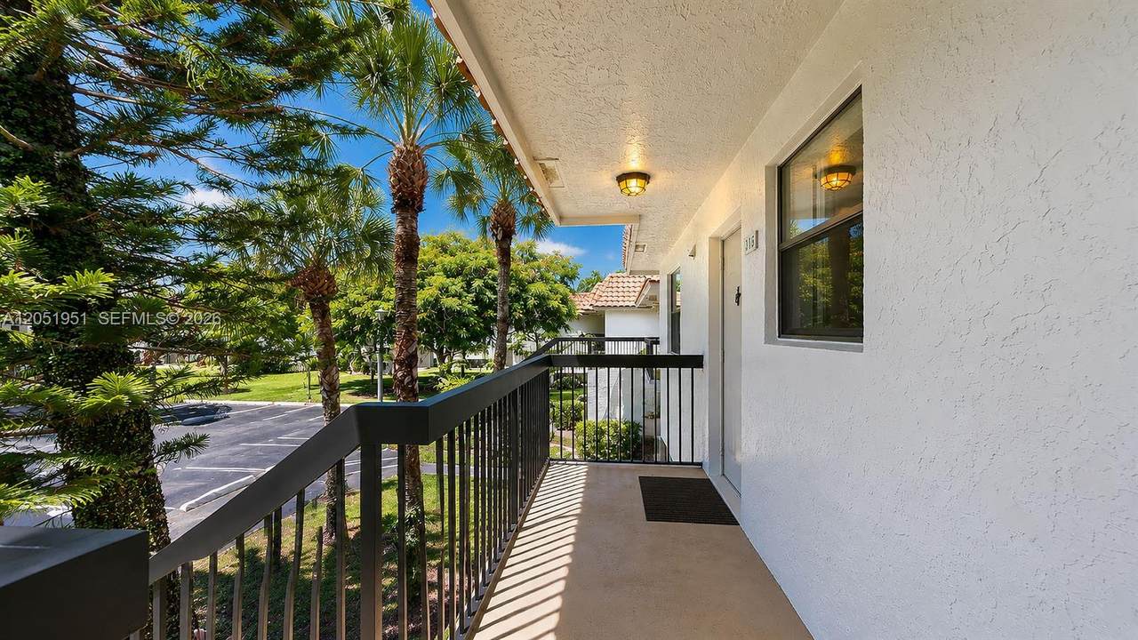 https://bt-photos.global.ssl.fastly.net/miami/1280_boomver_1_A12051951-2.jpg