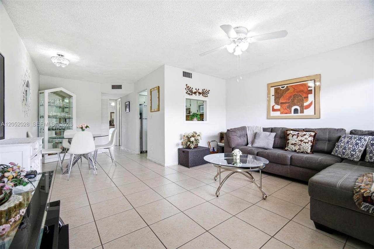 9101 Sunrise Lakes Blvd - Photo 1
