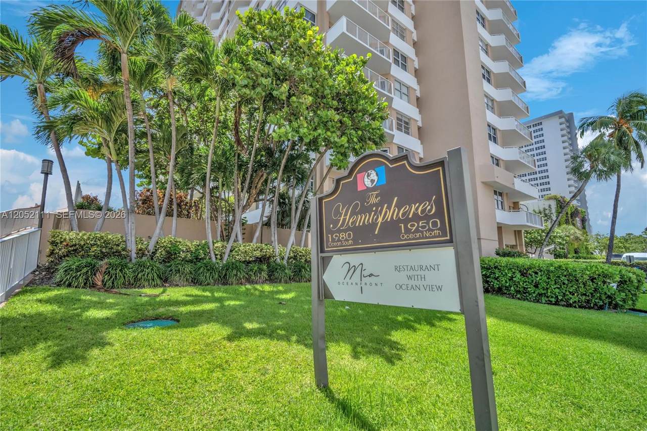 1950 Ocean Dr - Photo 1
