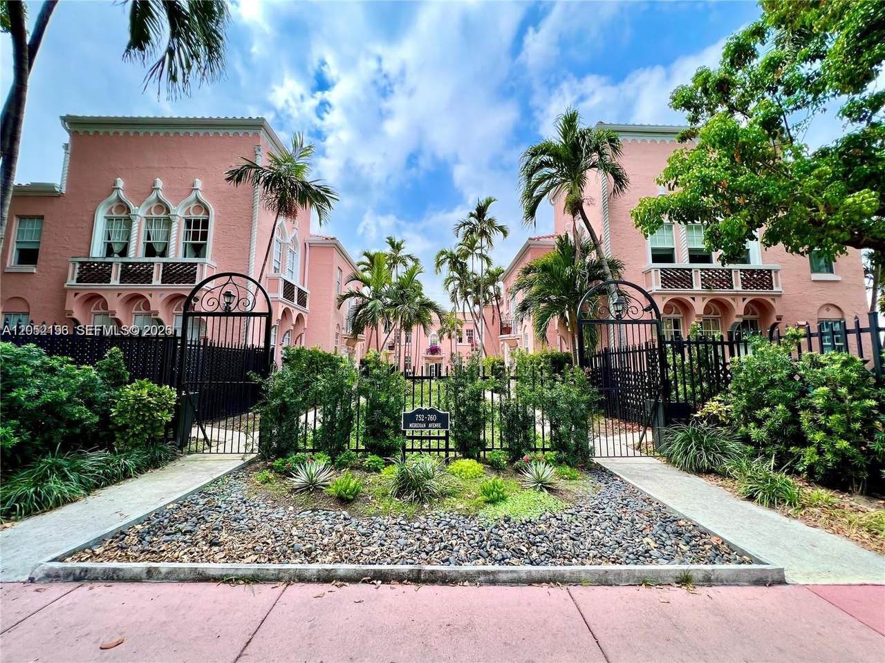 https://bt-photos.global.ssl.fastly.net/miami/1280_boomver_1_A12052196-2.jpg