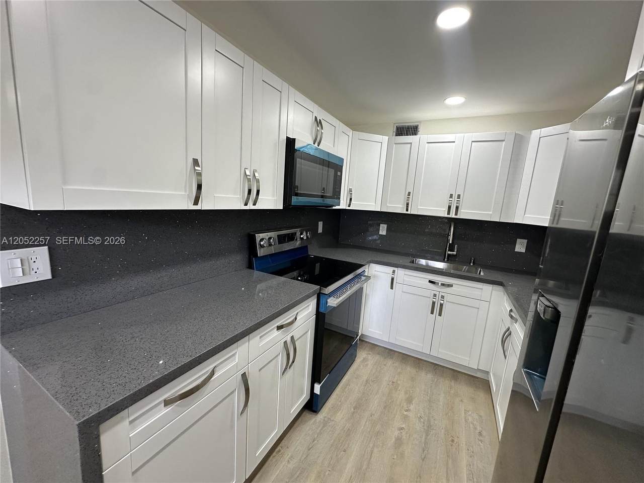 13255 7th Ct - Photo 1