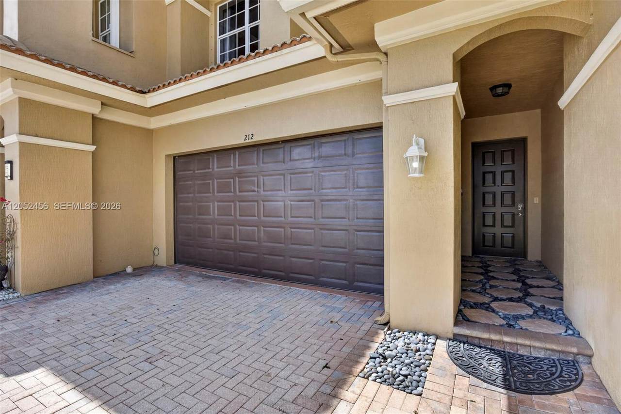 https://bt-photos.global.ssl.fastly.net/miami/1280_boomver_1_A12052456-2.jpg