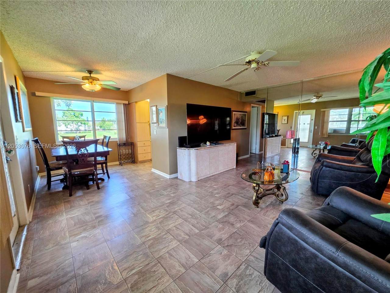 529 Fanshaw M - Photo 1