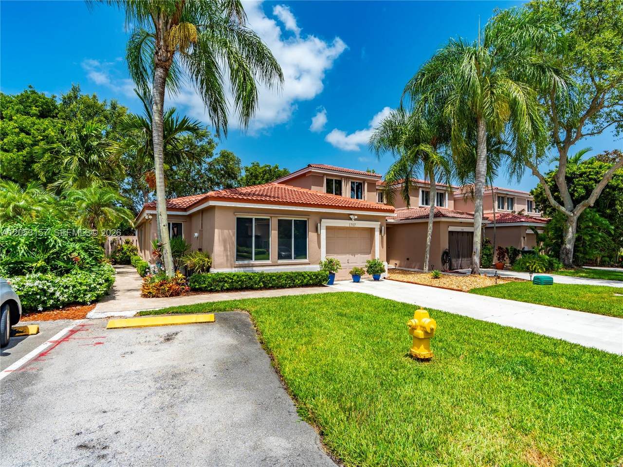 https://bt-photos.global.ssl.fastly.net/miami/1280_boomver_1_A12053157-2.jpg