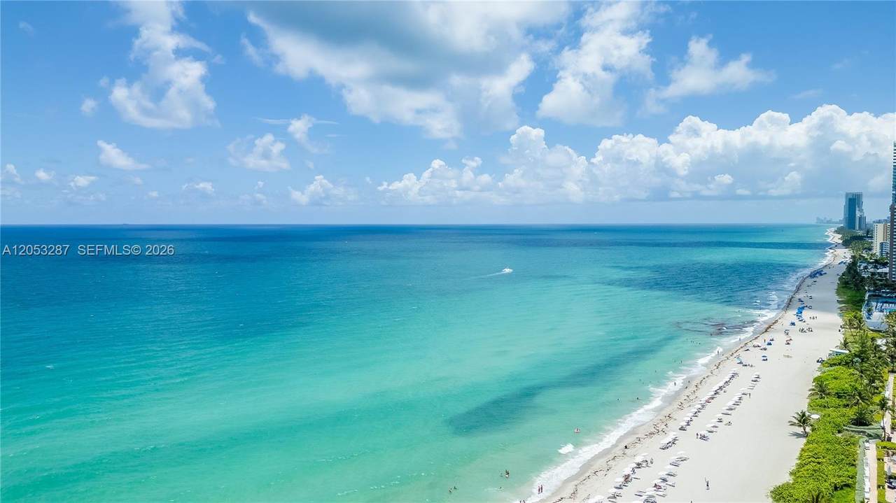 1825 Ocean Dr - Photo 1