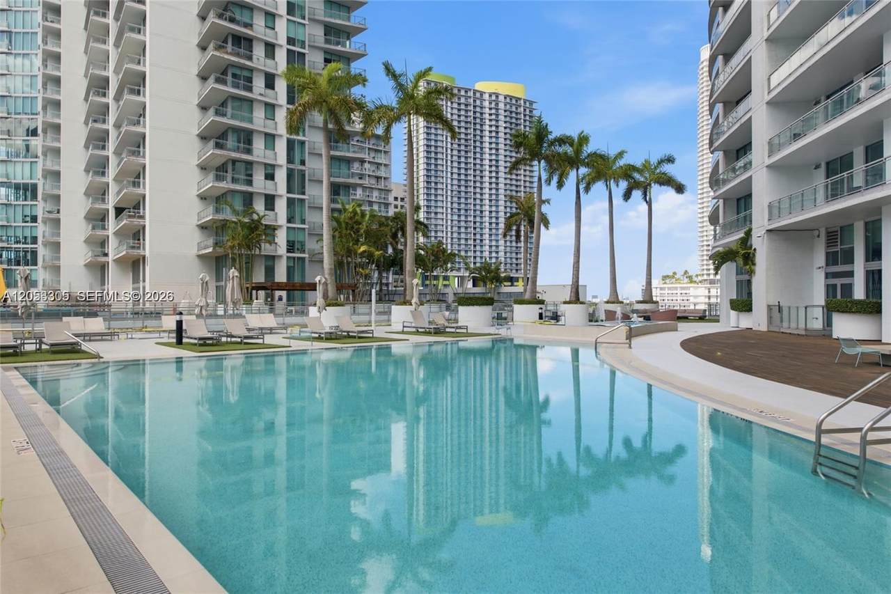 https://bt-photos.global.ssl.fastly.net/miami/1280_boomver_1_A12053305-2.jpg