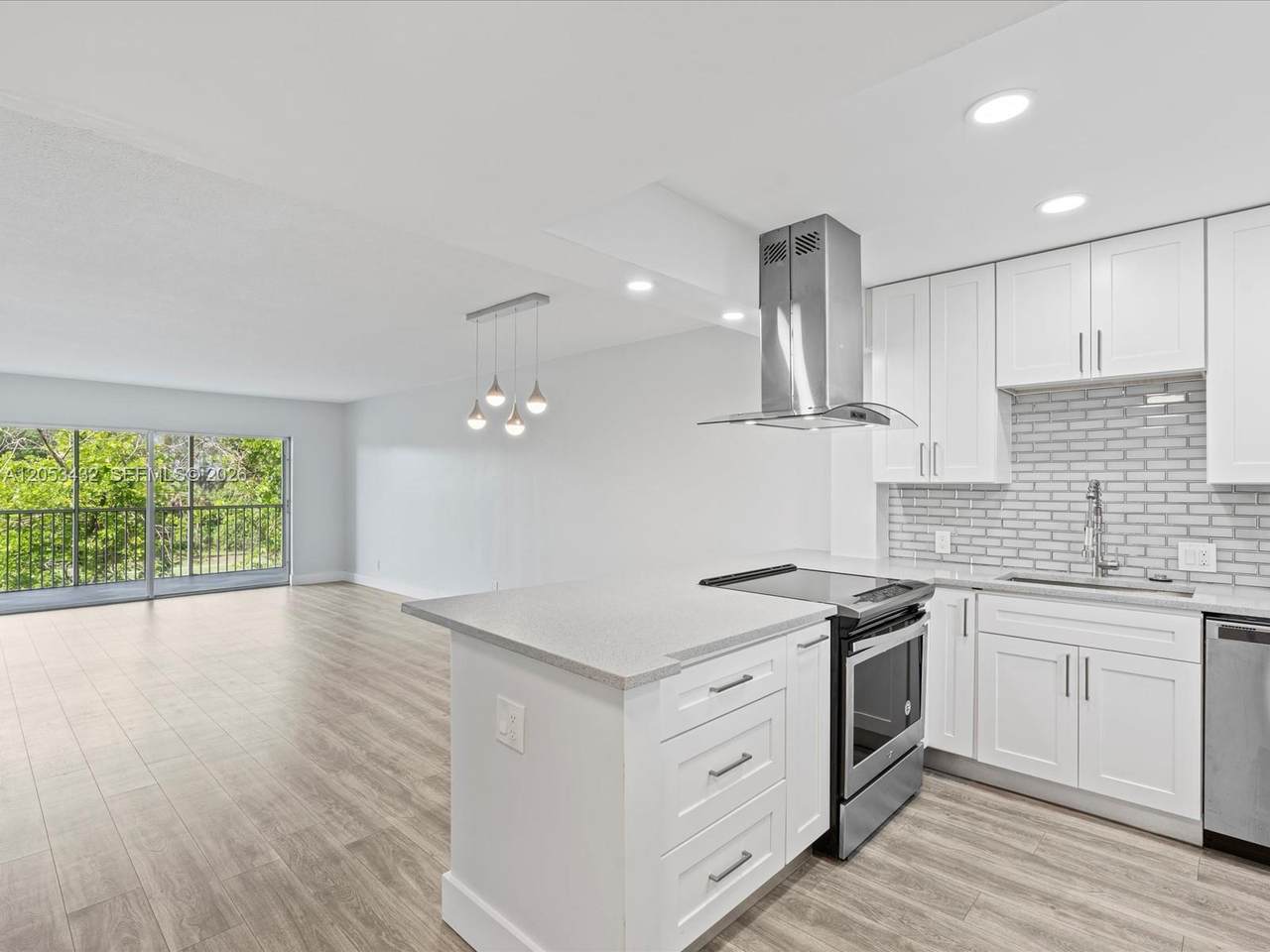 3150 Palm Aire Dr - Photo 1