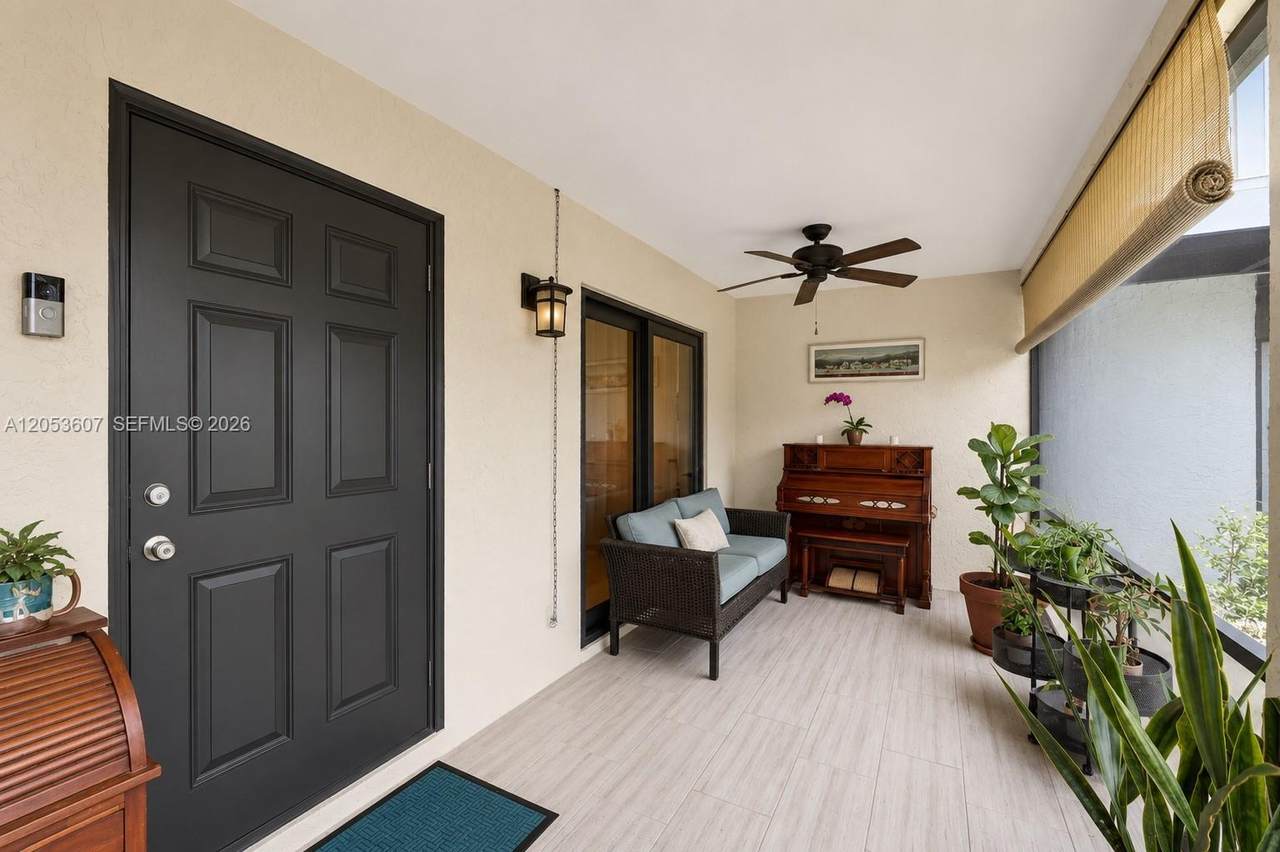 https://bt-photos.global.ssl.fastly.net/miami/1280_boomver_1_A12053607-2.jpg