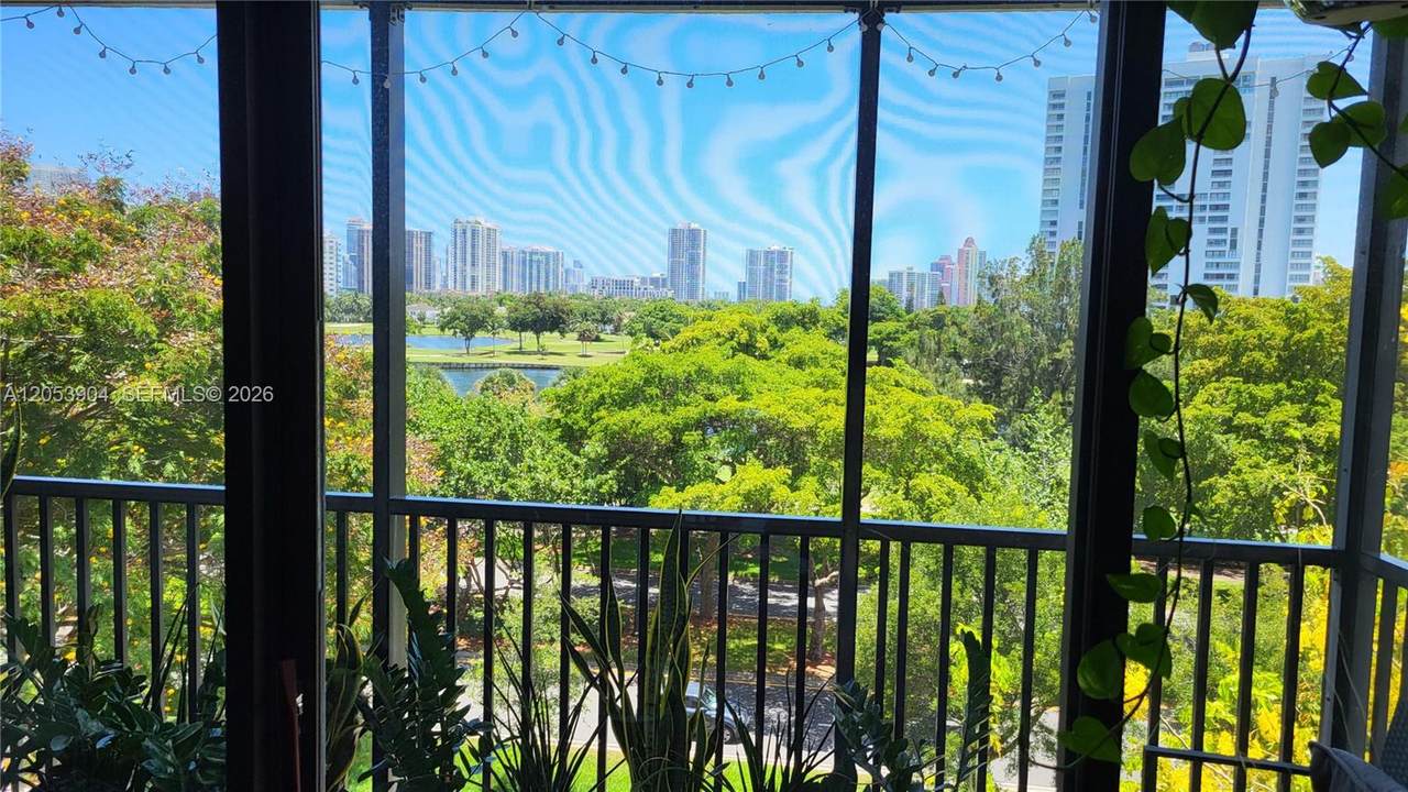 https://bt-photos.global.ssl.fastly.net/miami/1280_boomver_1_A12053904-2.jpg