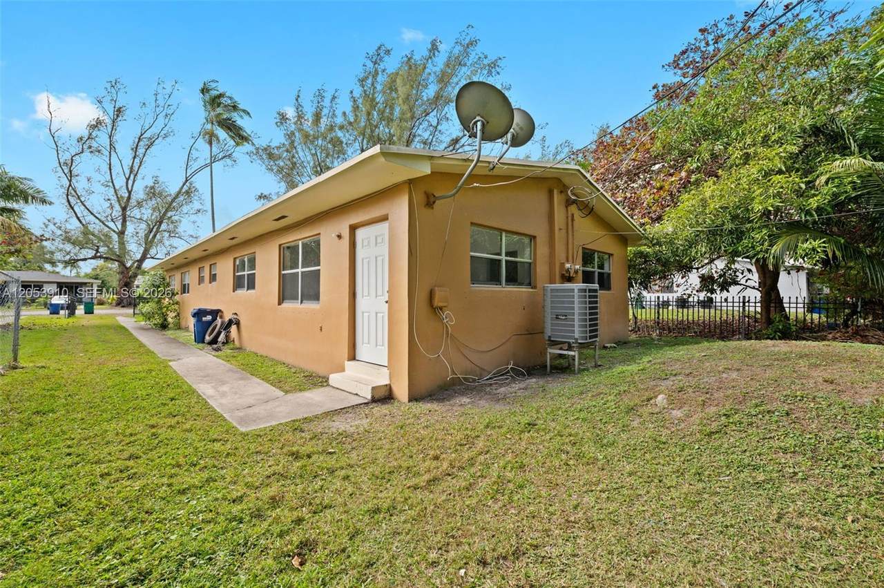 https://bt-photos.global.ssl.fastly.net/miami/1280_boomver_1_A12053910-2.jpg