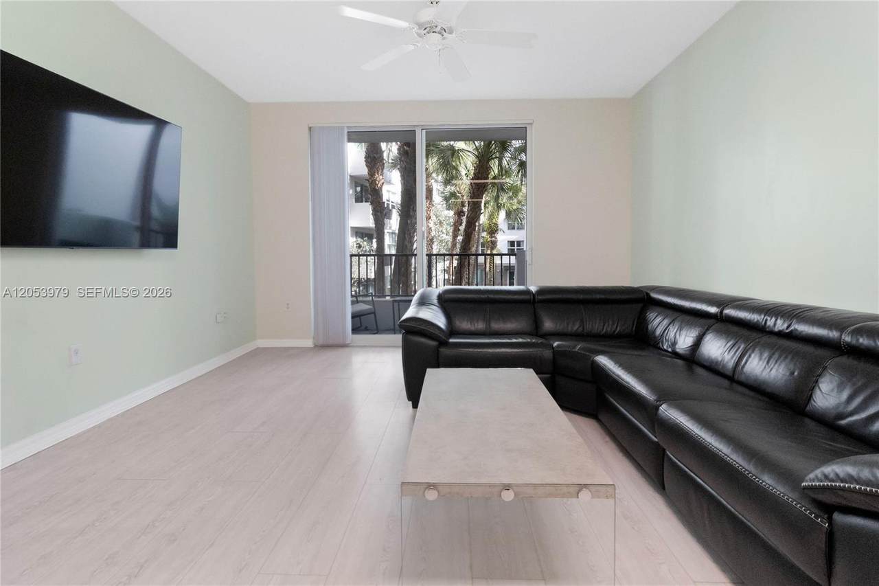 https://bt-photos.global.ssl.fastly.net/miami/1280_boomver_1_A12053979-2.jpg
