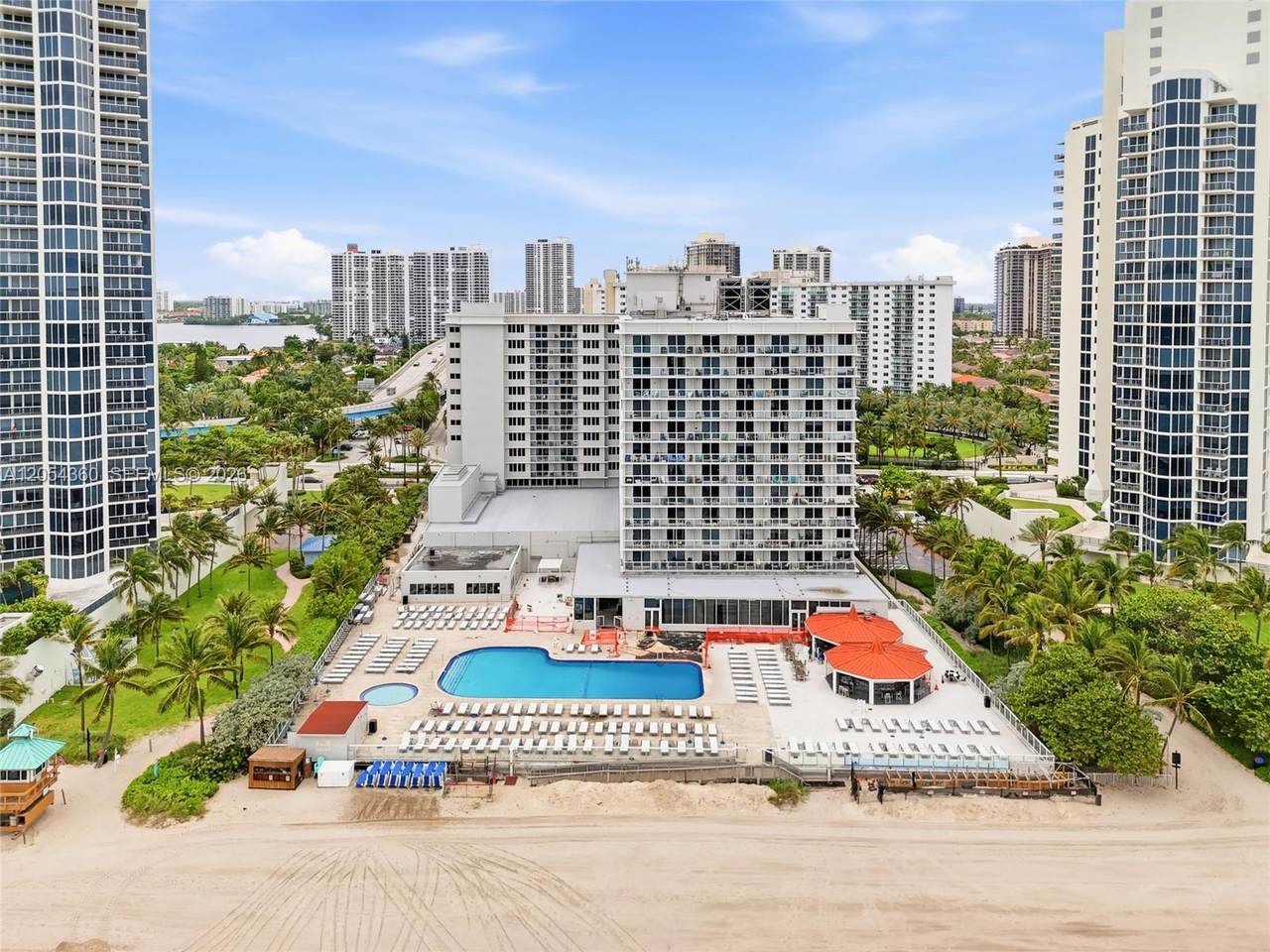 https://bt-photos.global.ssl.fastly.net/miami/1280_boomver_1_A12054360-2.jpg