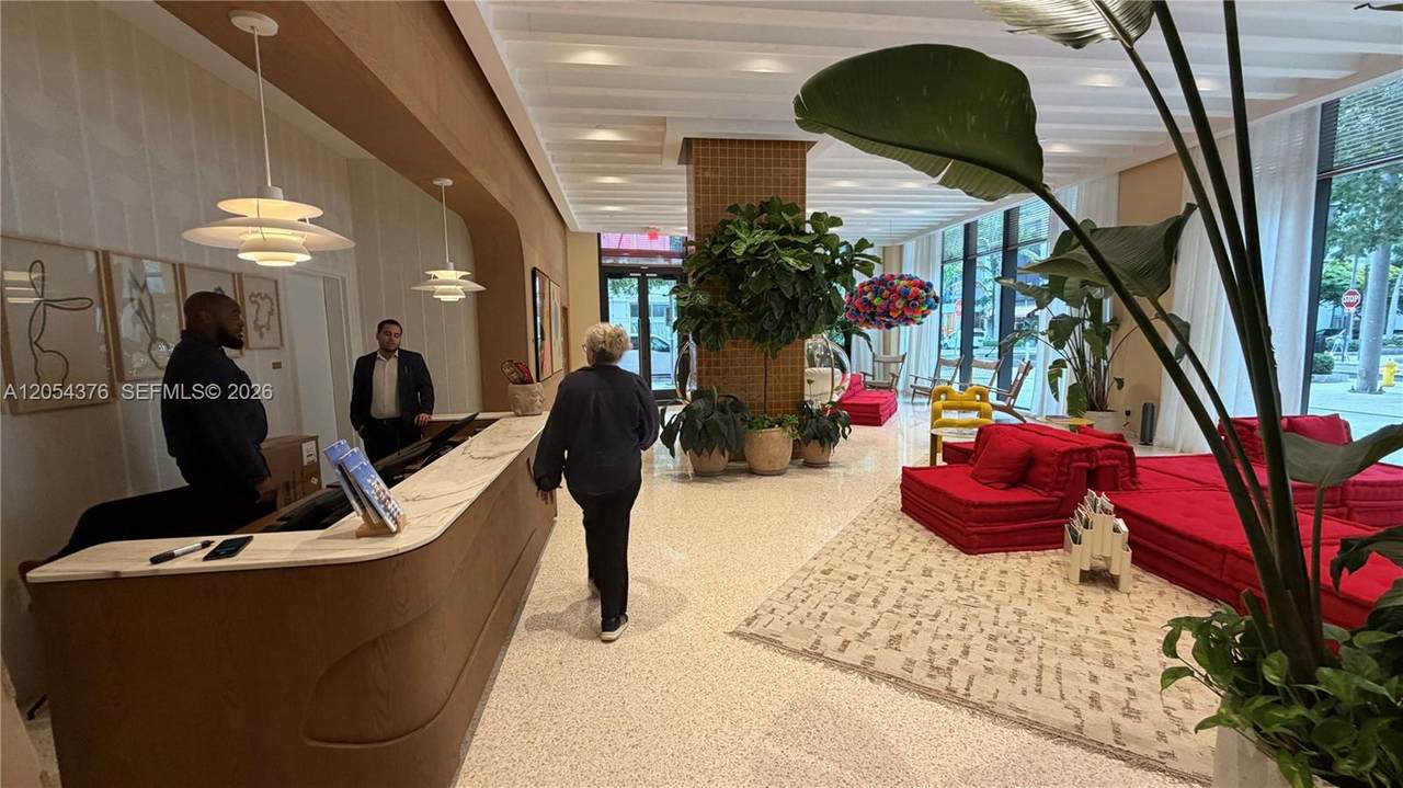 https://bt-photos.global.ssl.fastly.net/miami/1280_boomver_1_A12054376-2.jpg