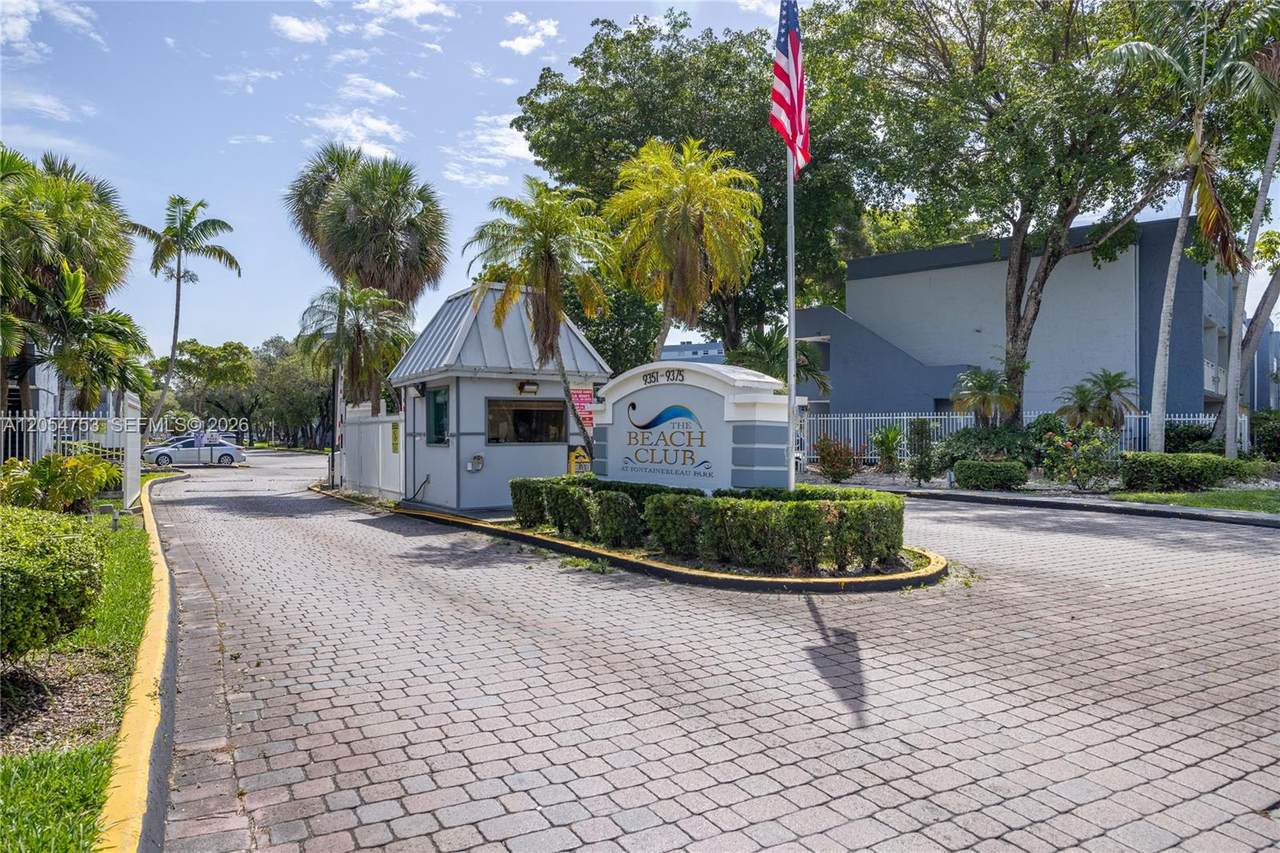9365 Fontainebleau Blvd - Photo 1