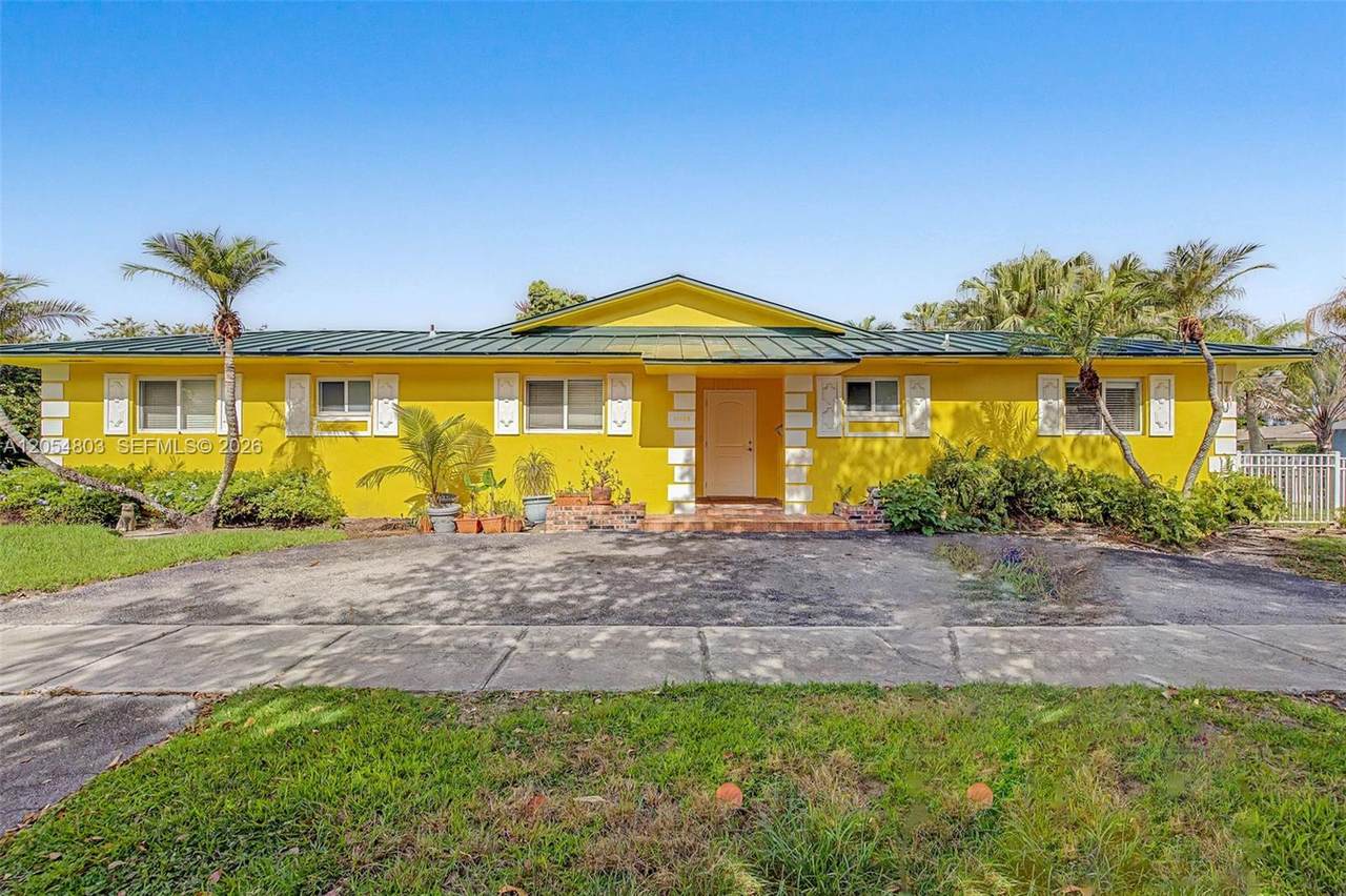 10650 77th Ct - Photo 1