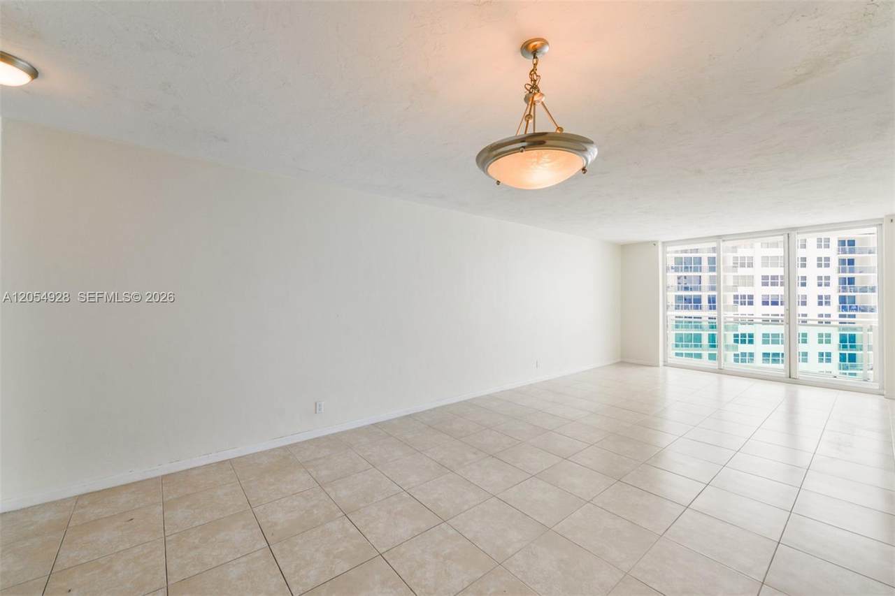 https://bt-photos.global.ssl.fastly.net/miami/1280_boomver_1_A12054928-2.jpg