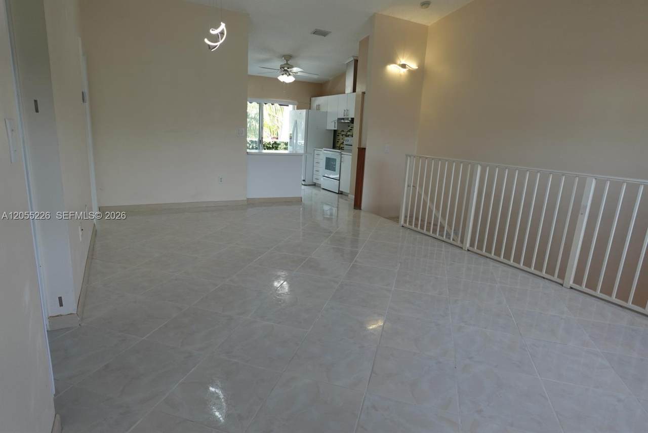 https://bt-photos.global.ssl.fastly.net/miami/1280_boomver_1_A12055226-2.jpg