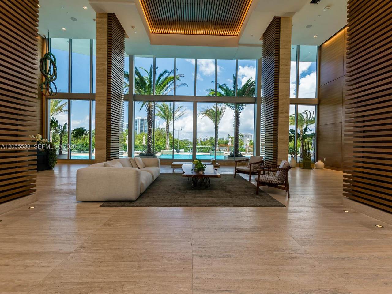 https://bt-photos.global.ssl.fastly.net/miami/1280_boomver_1_A12055538-2.jpg