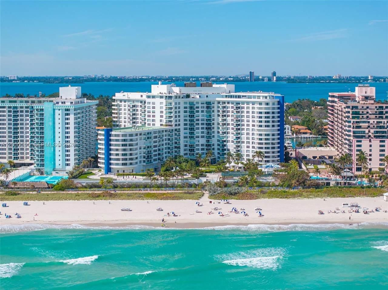 5151 Collins Ave - Photo 1