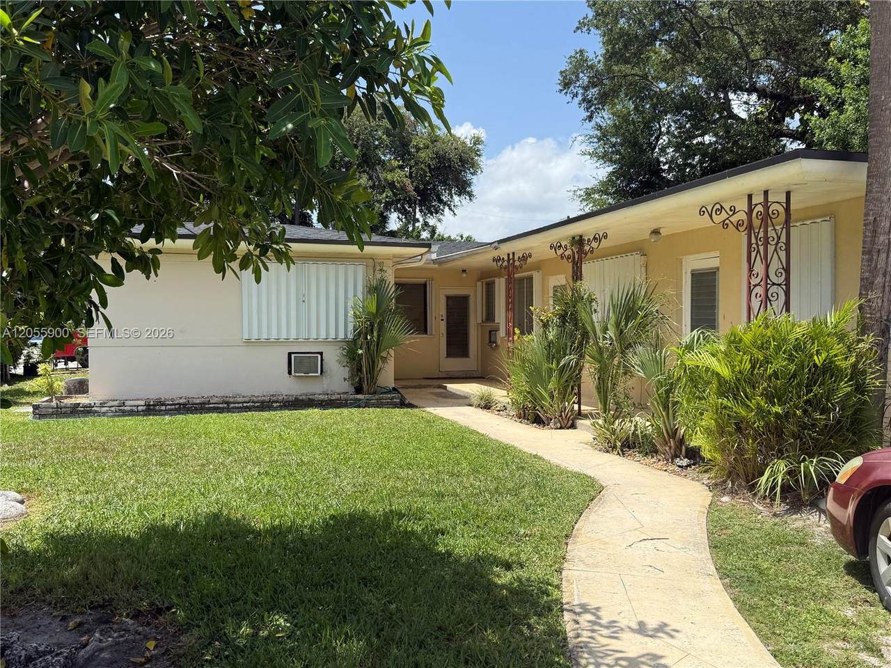 https://bt-photos.global.ssl.fastly.net/miami/orig_boomver_1_A12055900-2.jpg