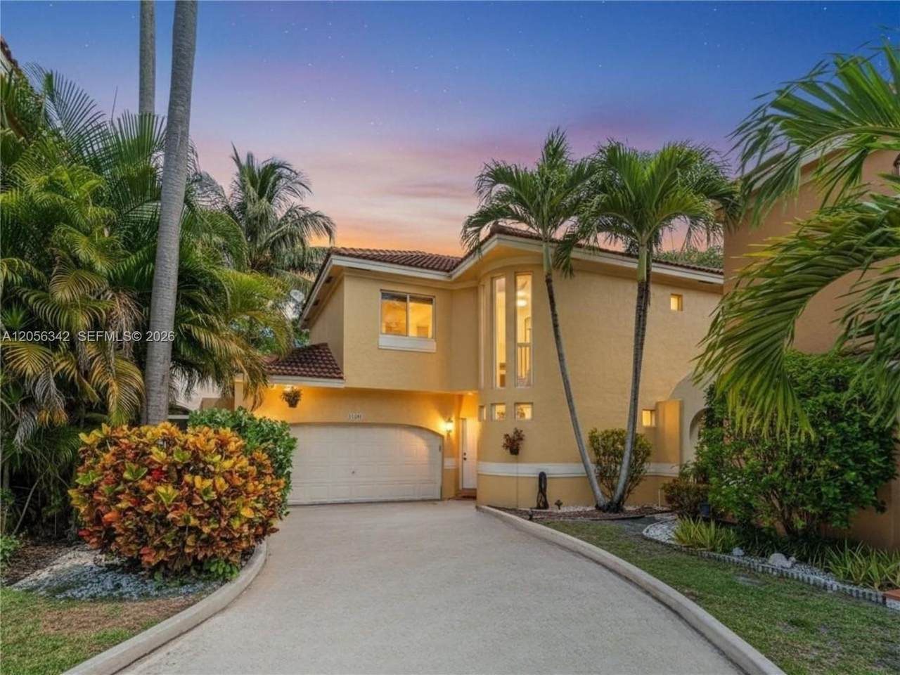11407 Lakeview Dr - Photo 1