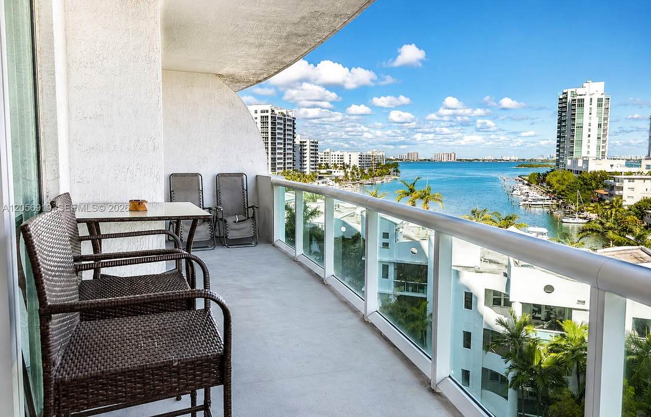 https://bt-photos.global.ssl.fastly.net/miami/1280_boomver_1_A12056919-2.jpg