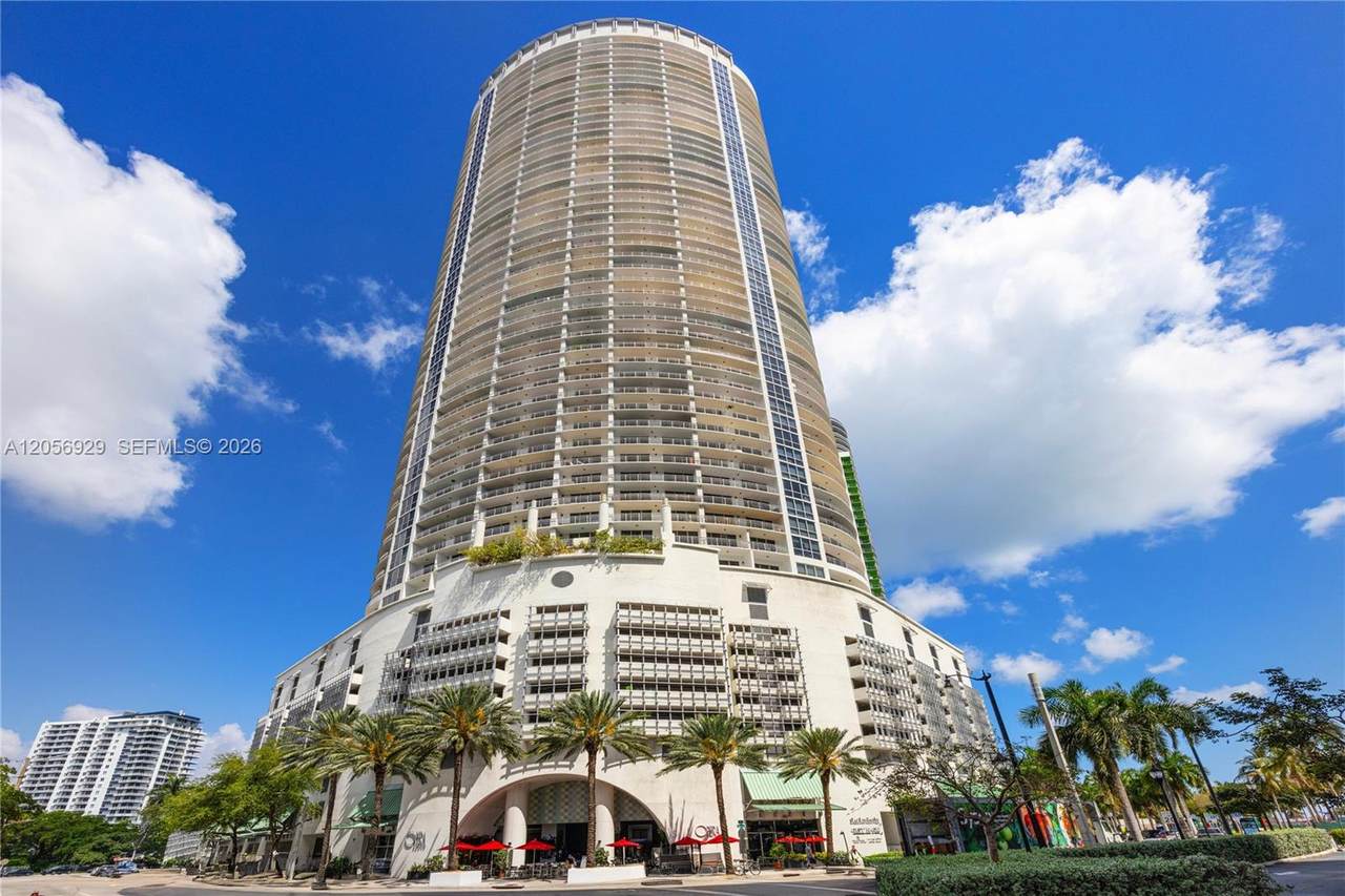 1750 Bayshore Dr - Photo 1