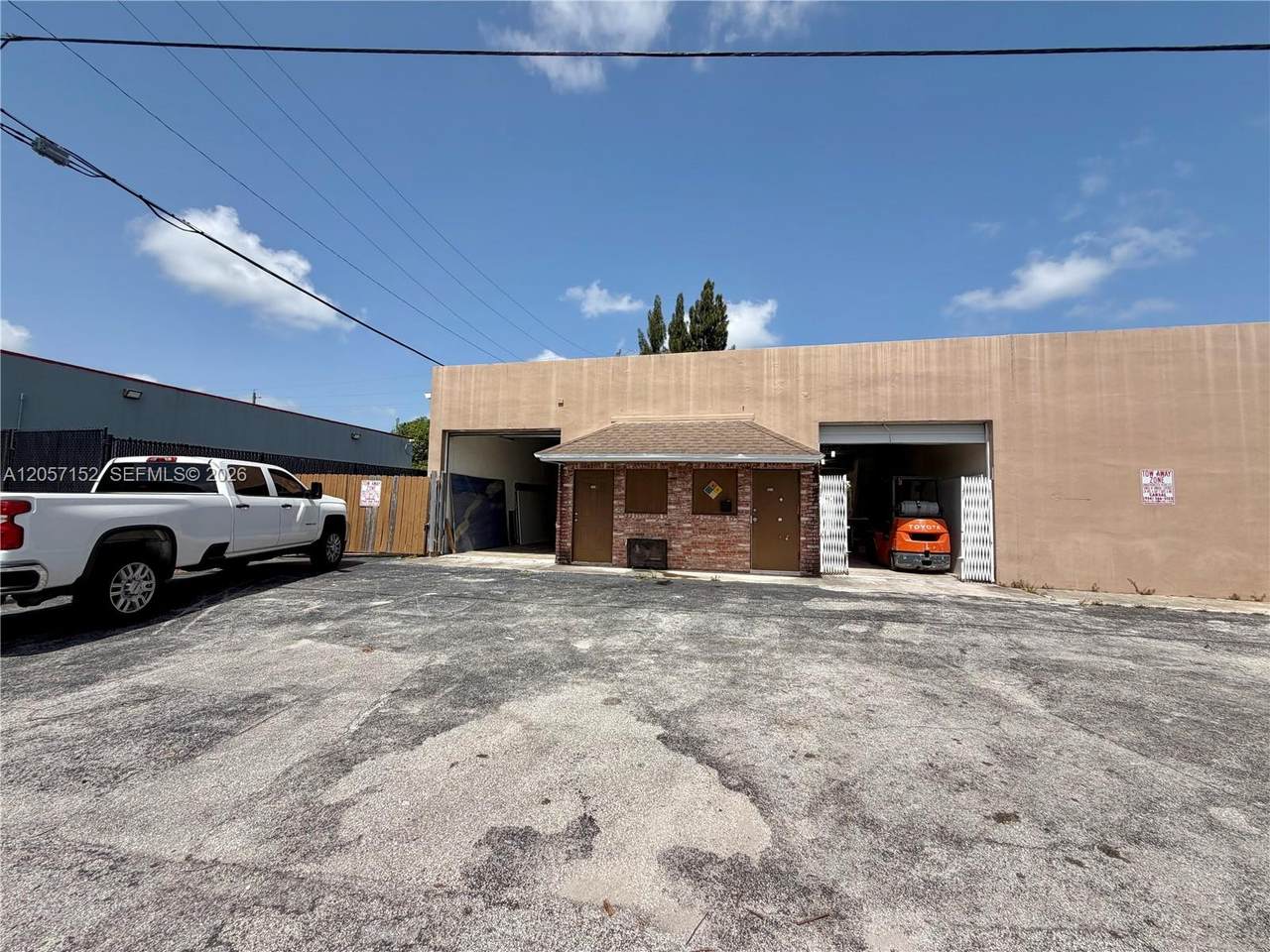  Nw 23rd Way - Photo 1